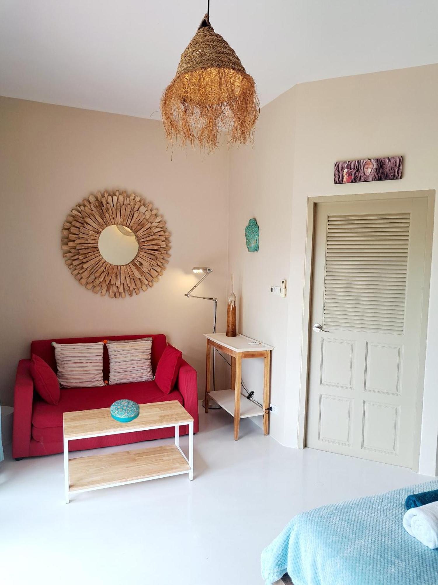 Laura Guest House-Adult Only- Hua Thanon  외부 사진