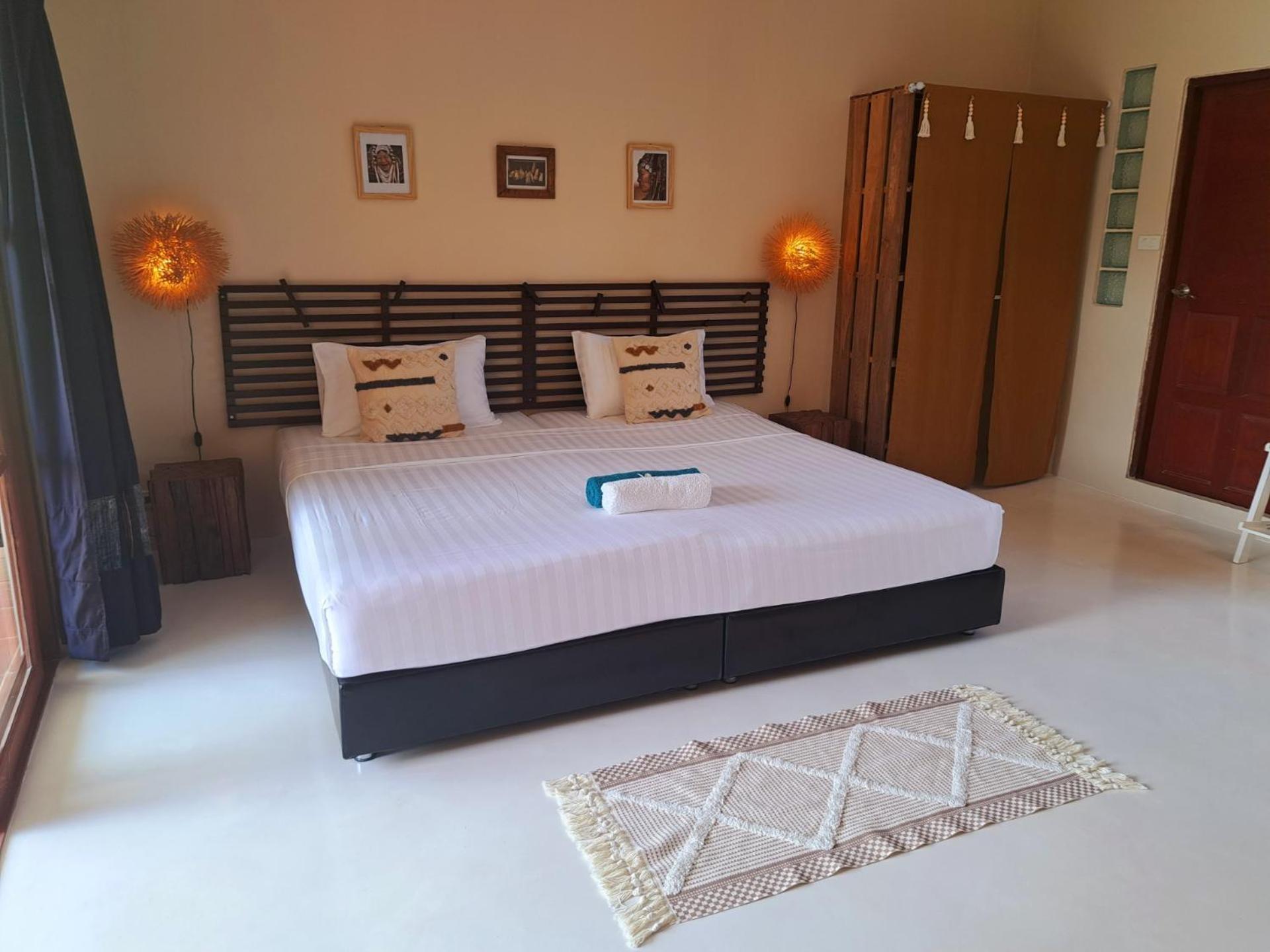 Laura Guest House-Adult Only- Hua Thanon  외부 사진